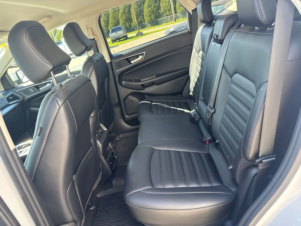 Used 2024 Ford Edge SEL w/ Convenience Package AWD/4WD image 18