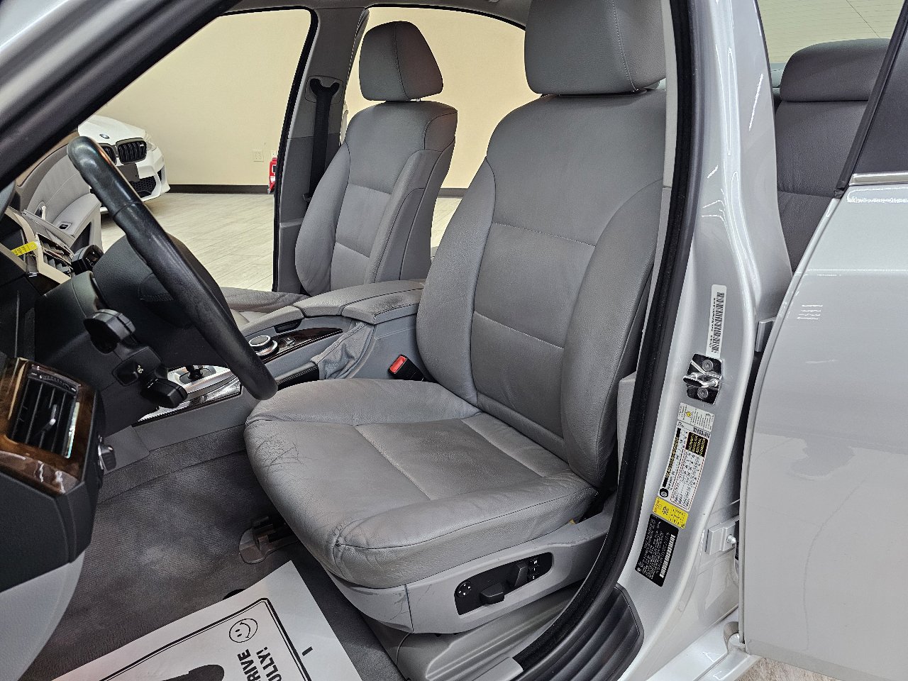 Used 2008 BMW 535i Sedan image 15