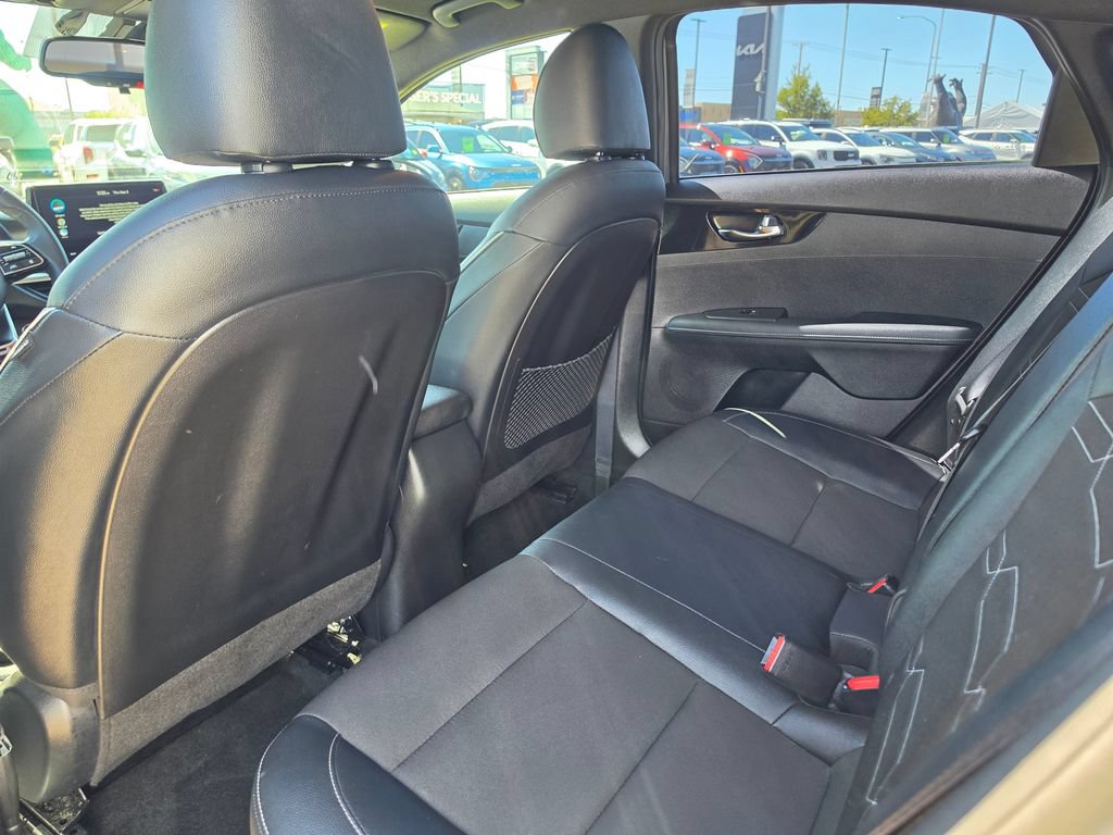 Certified 2024 Kia Forte GT-Line FWD image 11