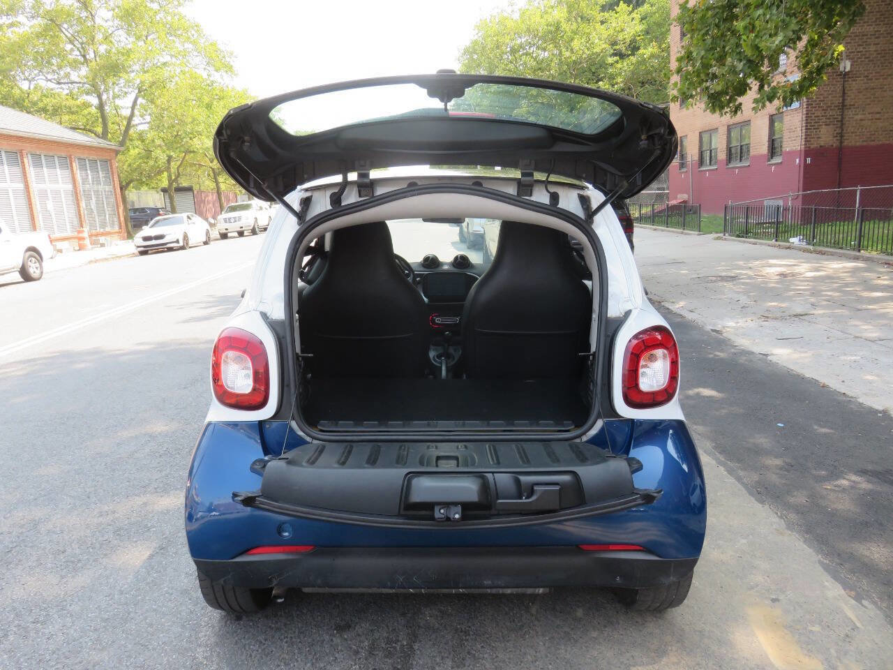 Used 2016 smart fortwo Prime image 17