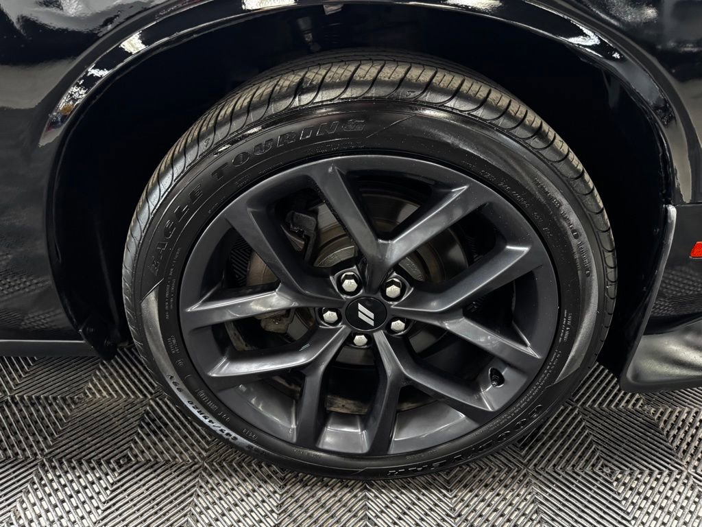 Used 2019 Dodge Challenger GT w/ Blacktop Package RWD image 18