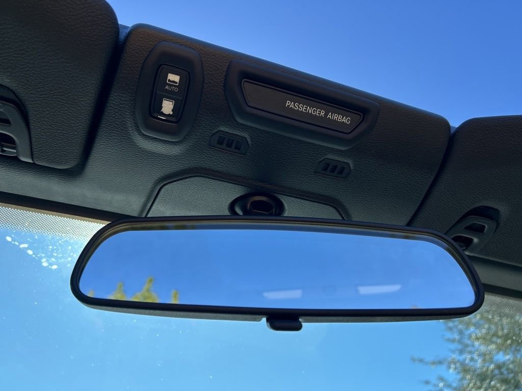 Used 2019 Jeep Wrangler Unlimited Sahara w/ Safety Group image 39