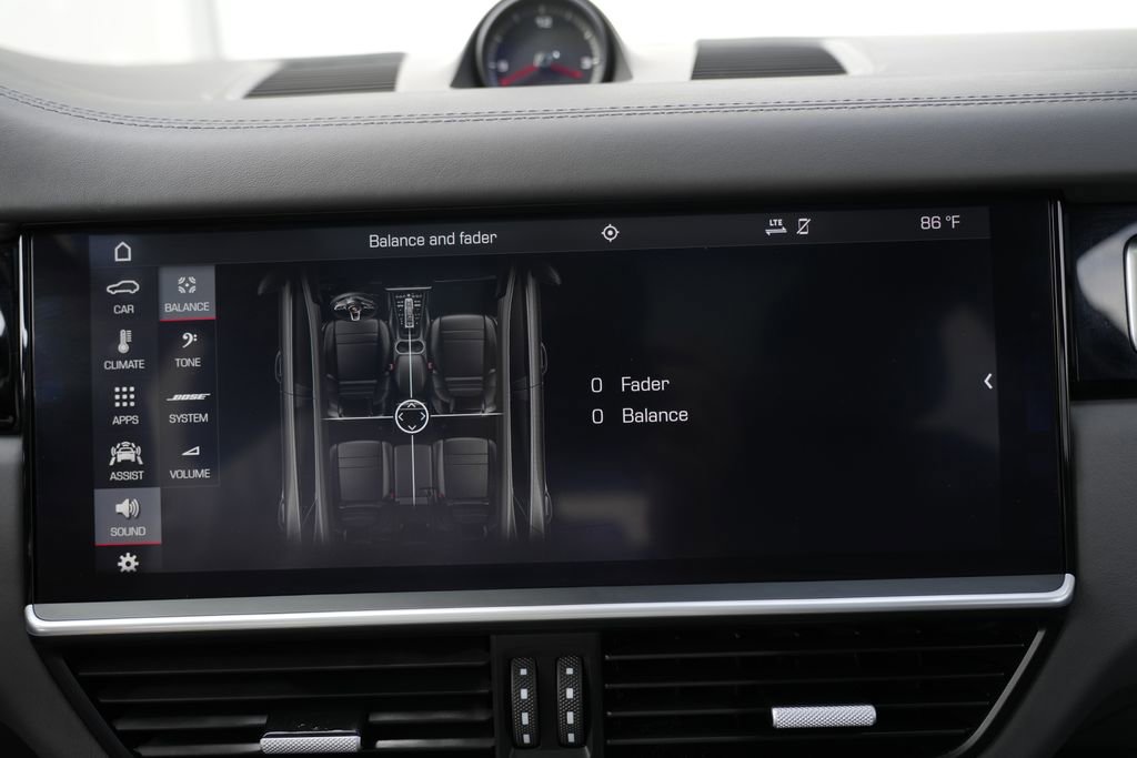 Used 2019 Porsche Cayenne S image 68