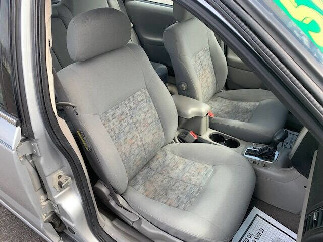 Used 2003 Saturn L-Series LW300 w/ Convenience Pkg image 20