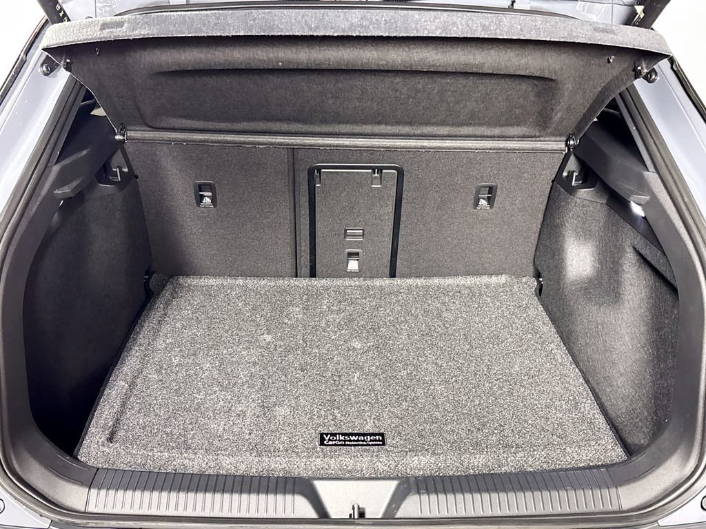 Certified 2025 Volkswagen ID.4 Pro S image 22