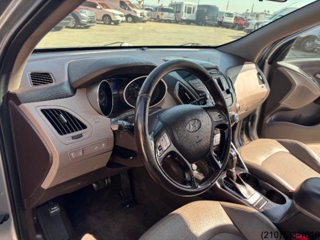 Used 2015 Hyundai Tucson SE image 17