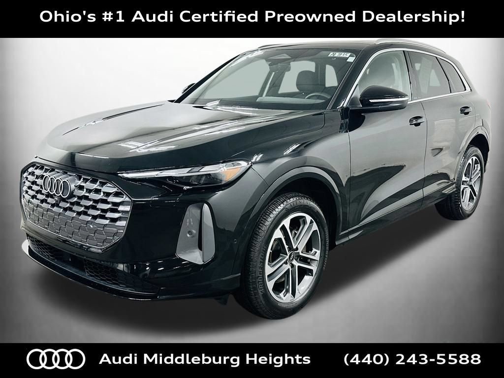 Certified 2025 Audi Q5 Premium w/ Convenience Package AWD/4WD image 3