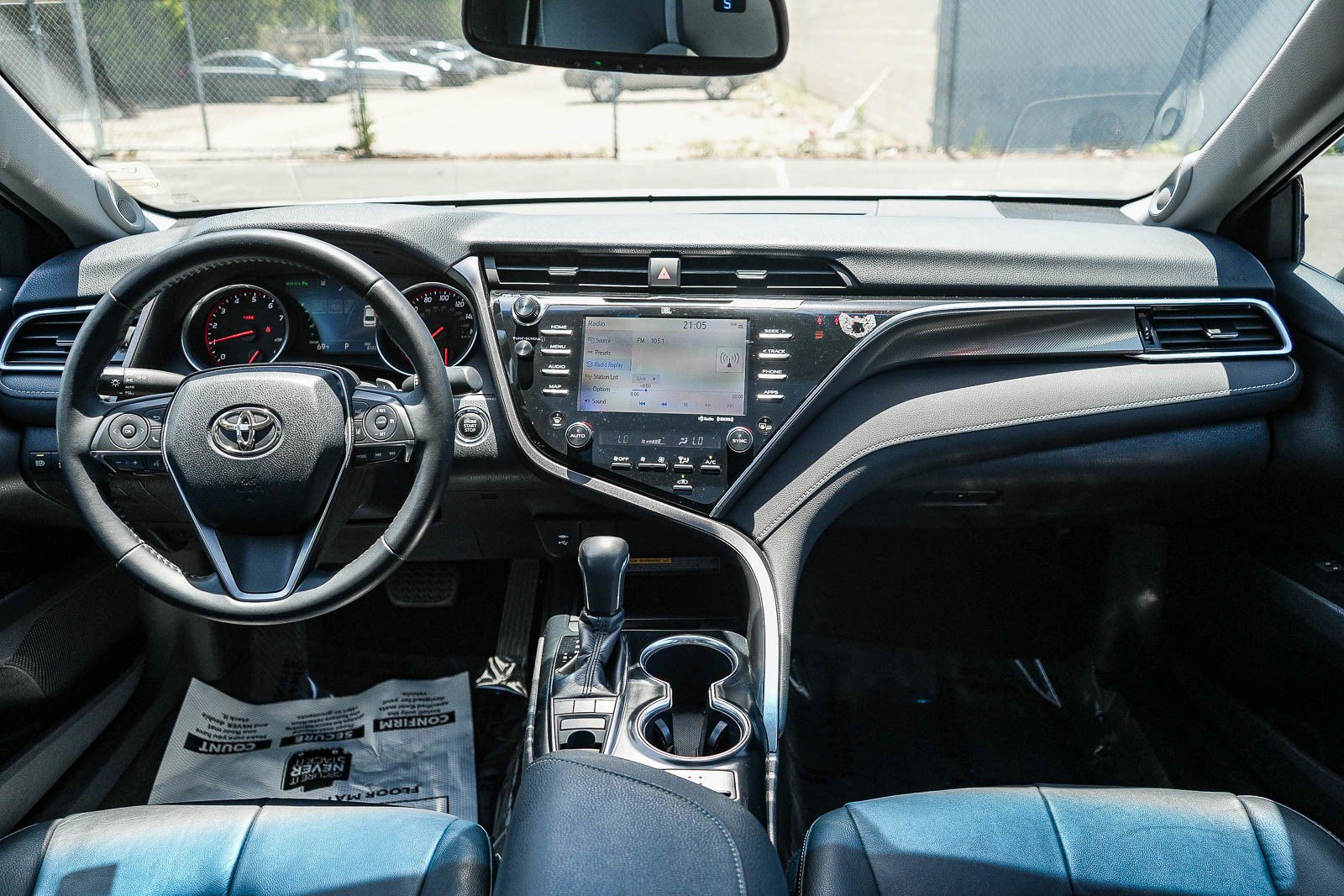 Used 2018 Toyota Camry XSE w/ Driver Assist Package FWD image 12