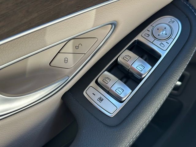 Used 2020 Mercedes-Benz C 300 4MATIC Sedan image 25