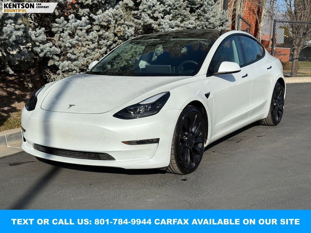 Used 2023 Tesla Model 3 Performance image 3