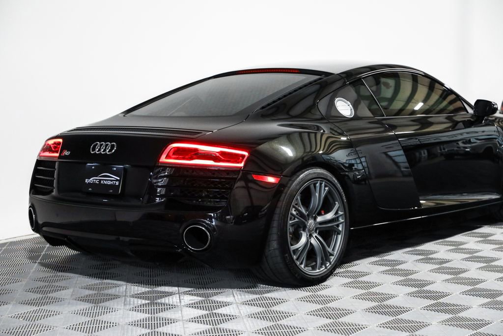 Used 2014 Audi R8 V8 image 7
