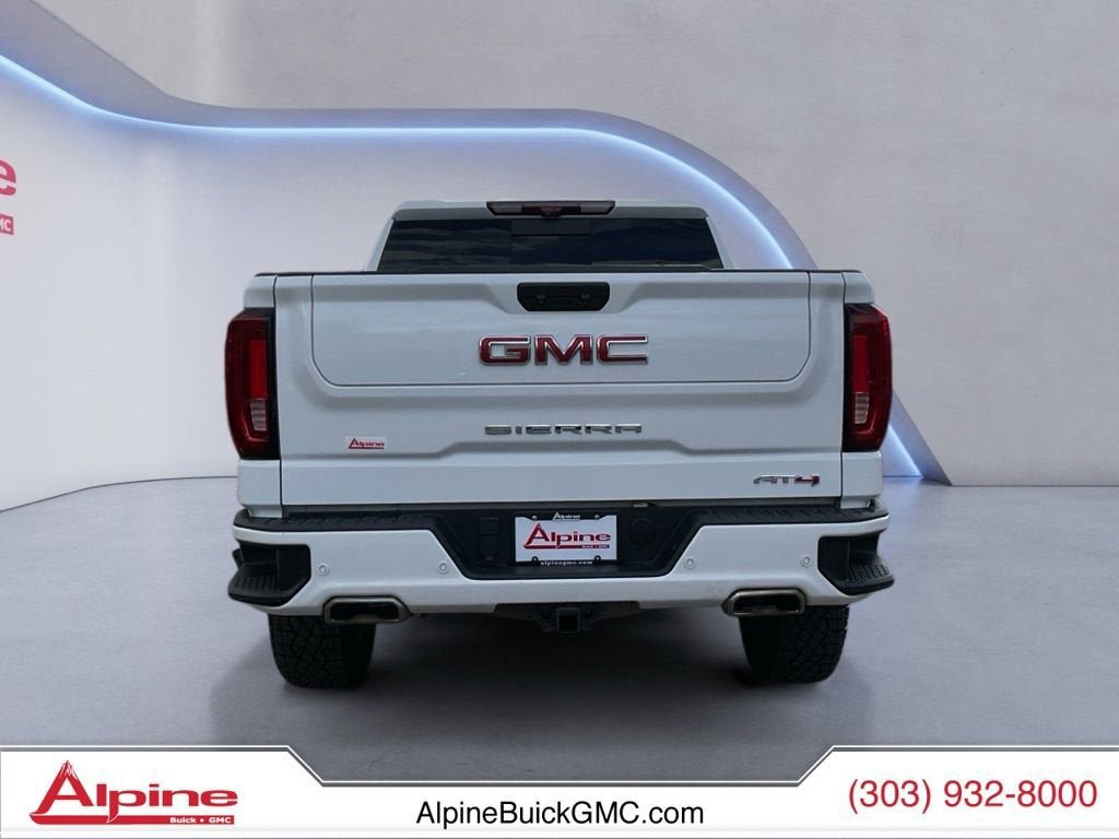 Used 2023 GMC Sierra 1500 AT4 w/ AT4 Premium Package AWD/4WD image 4