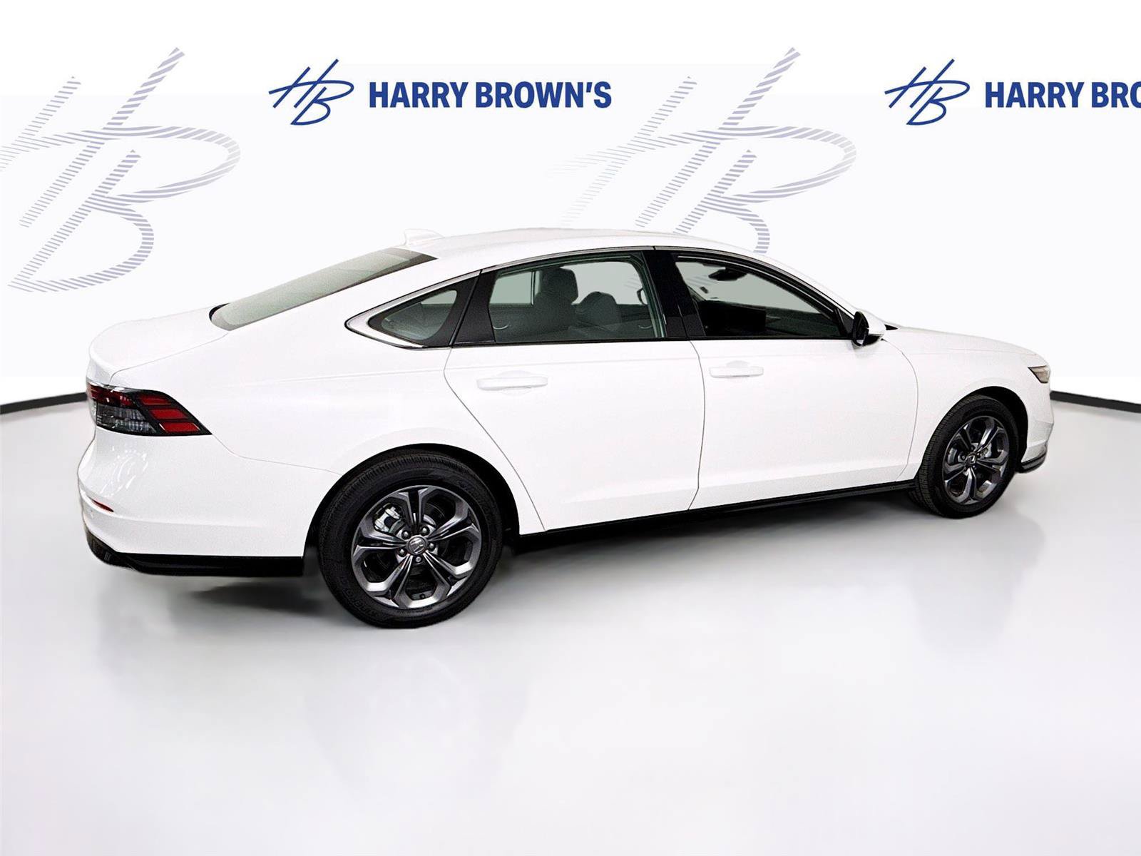 Used 2025 Honda Accord EX-L image 26