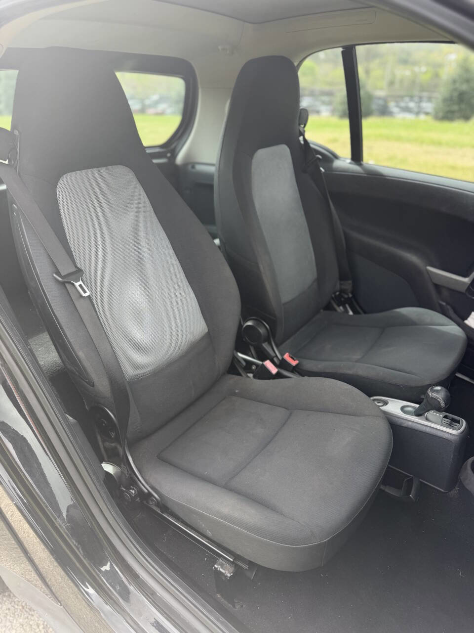 Used 2013 smart fortwo pure image 8