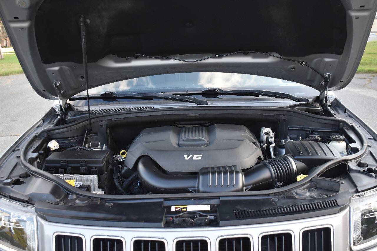 Used 2014 Jeep Grand Cherokee Limited image 36