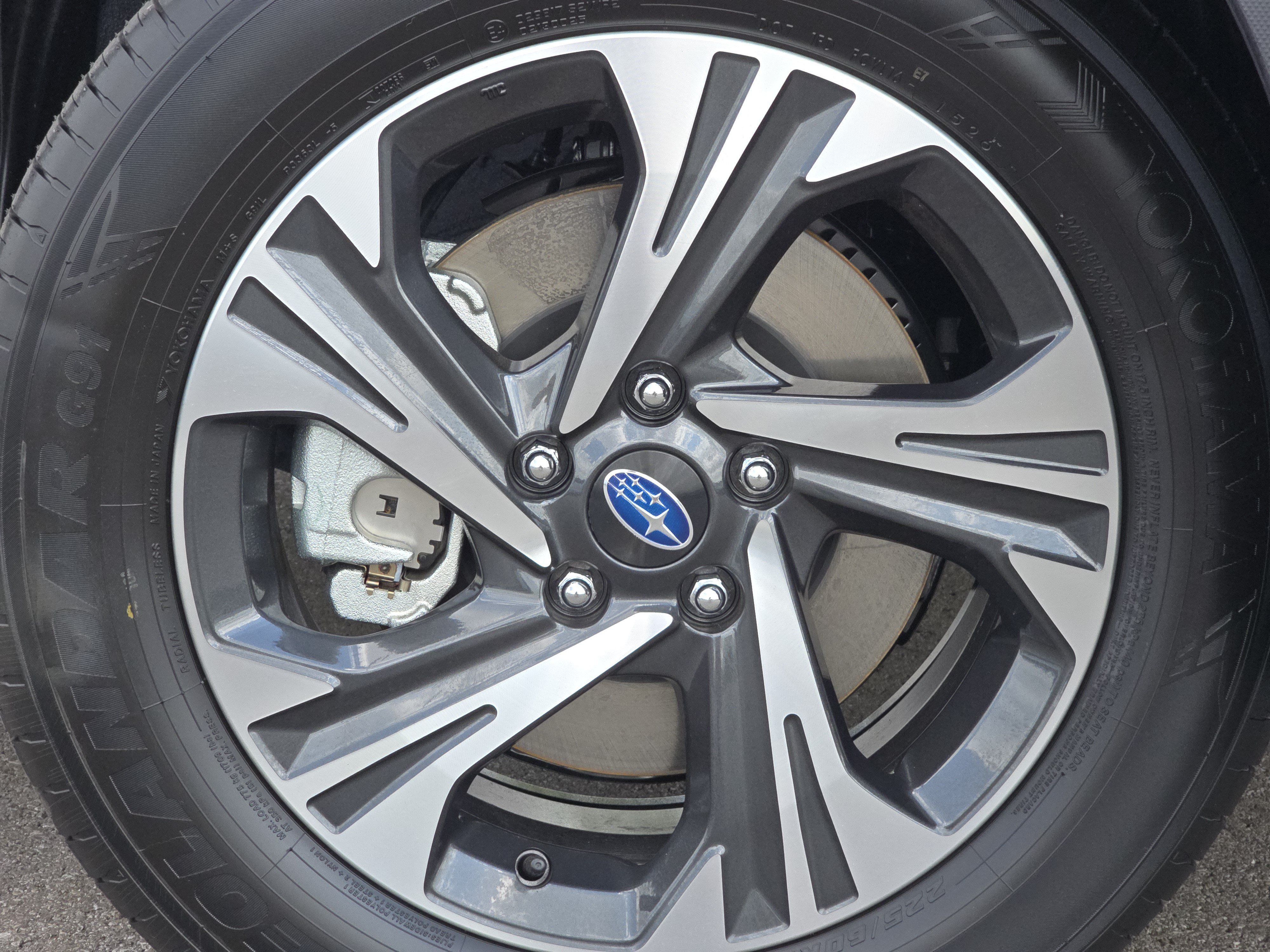 New 2026 Subaru Crosstrek 2.5i Premium AWD/4WD image 13