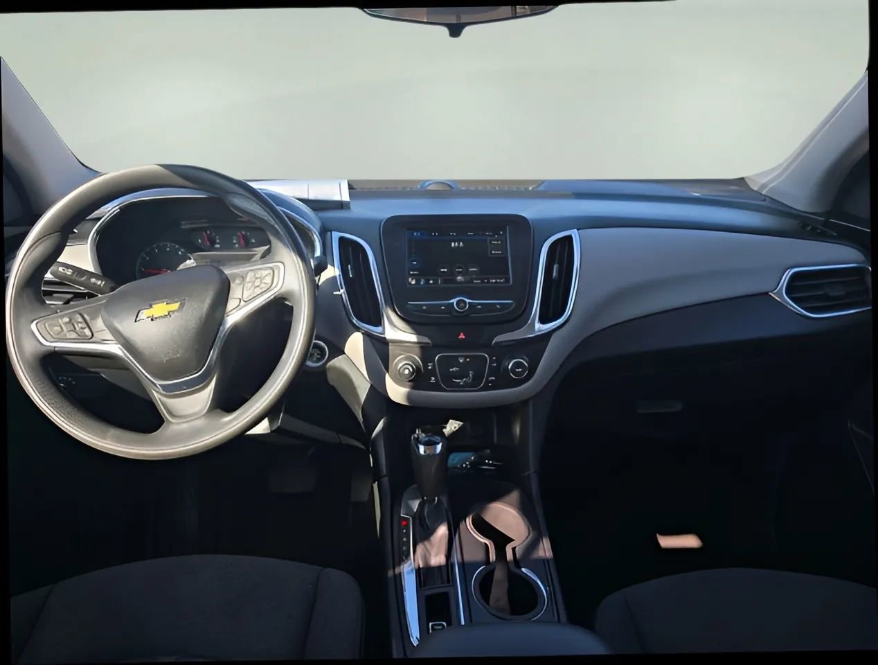 Used 2019 Chevrolet Equinox LS image 13