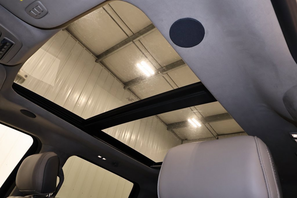 Certified 2026 Ford F350 Platinum w/ Platinum Plus Package image 38