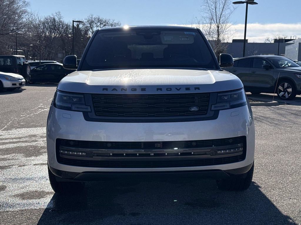 New 2025 Land Rover Range Rover SE image 11