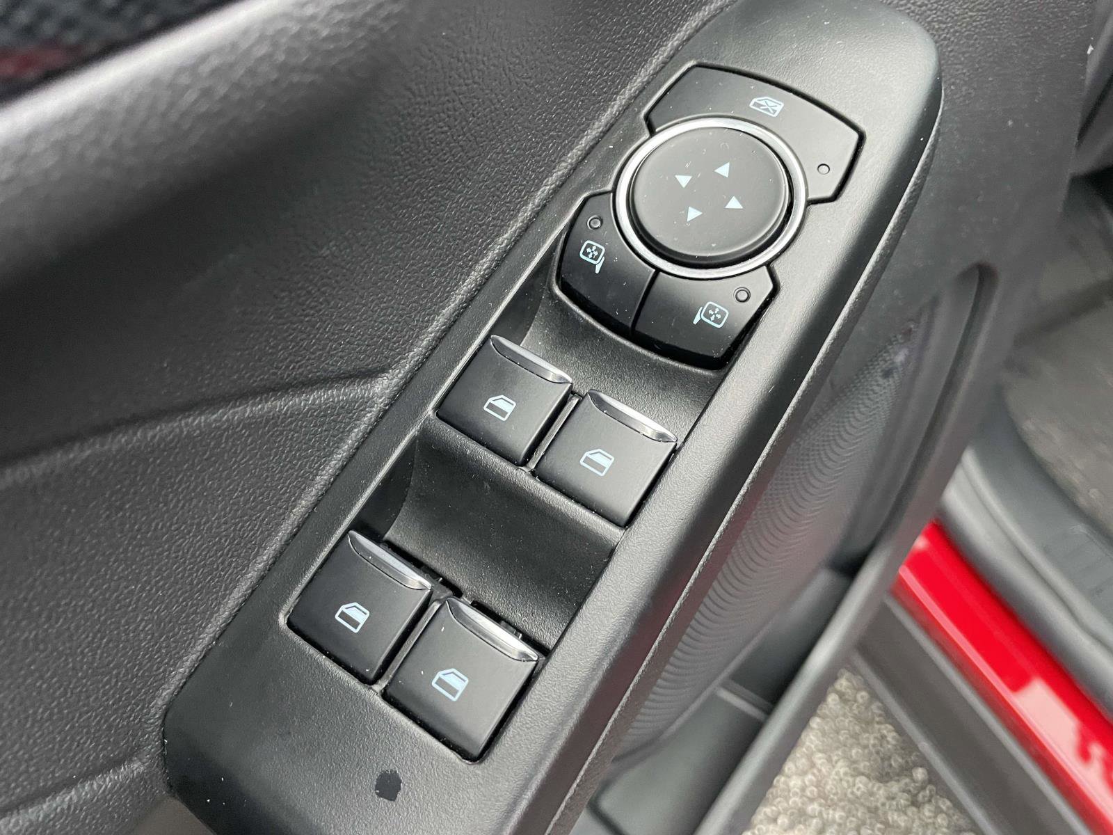 Used 2025 Ford Escape ST-Line w/ Tech Pack #1 FWD image 21