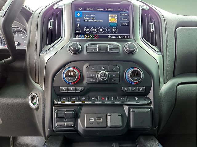 Used 2020 Chevrolet Silverado 1500 LTZ w/ LTZ Premium Package AWD/4WD image 25