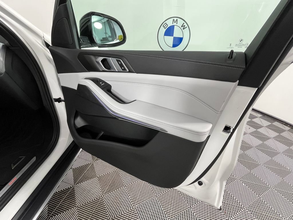 Certified 2023 BMW X5 xDrive40i image 25