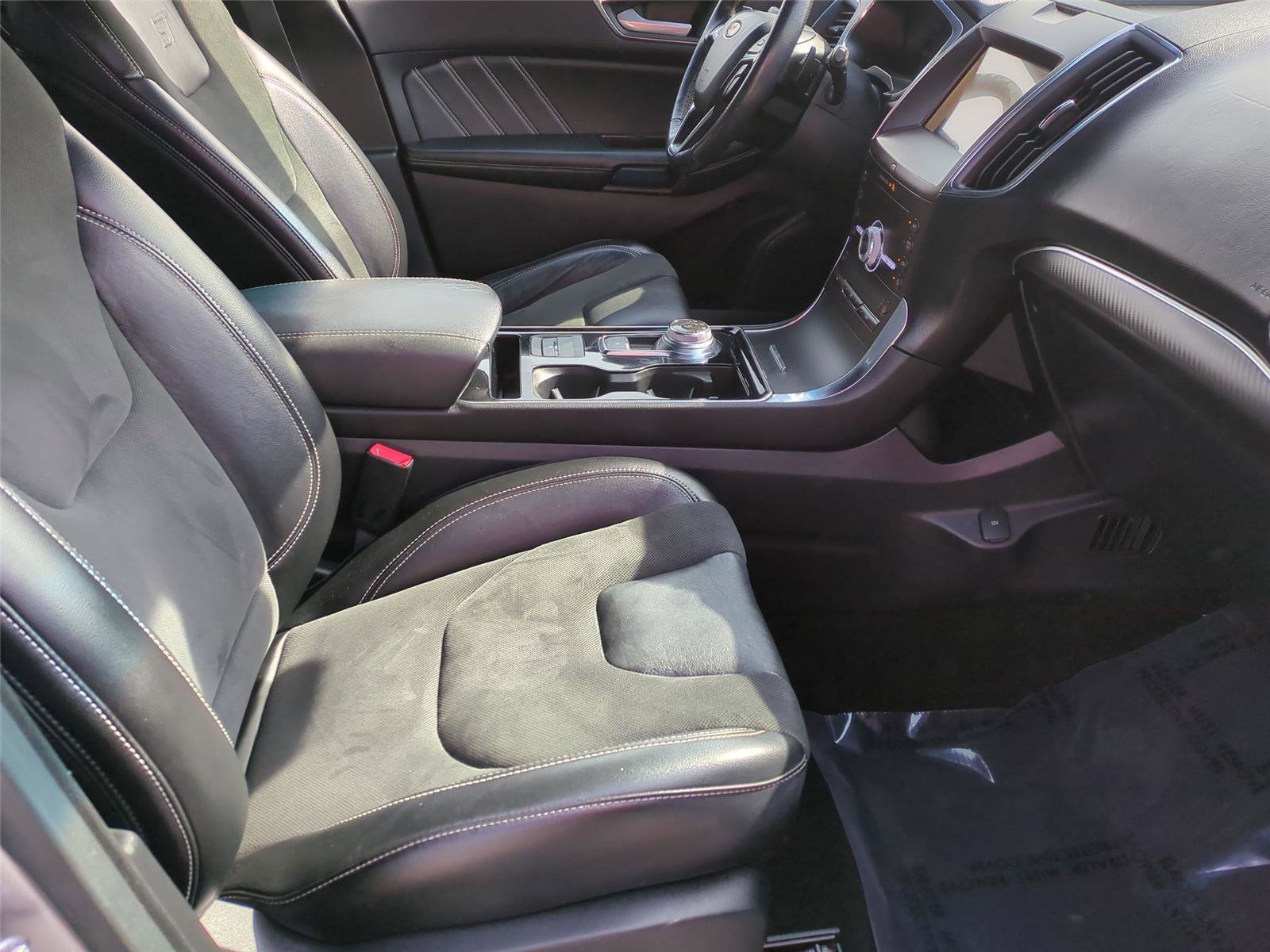 Used 2020 Ford Edge ST AWD/4WD image 19