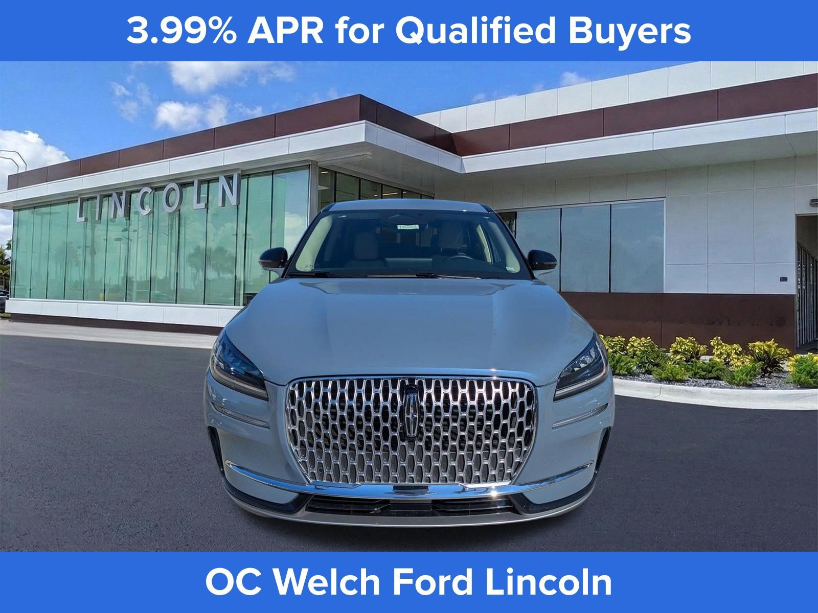 Used 2025 Lincoln Corsair FWD w/ Equipment Group 101A image 10