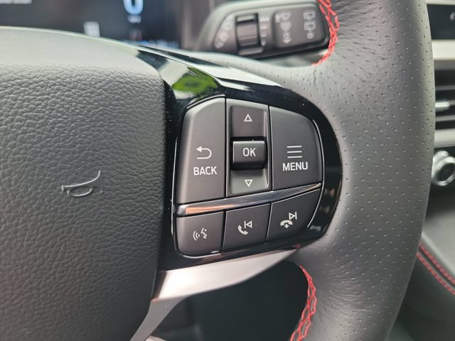 Used 2026 Ford Explorer ST-Line w/ ST-Line Street Pack RWD image 6
