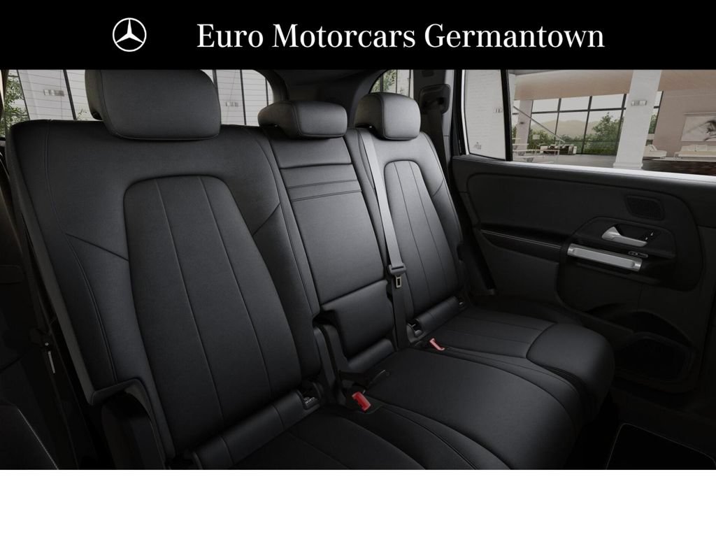 New 2026 Mercedes-Benz GLB 250 4MATIC image 5