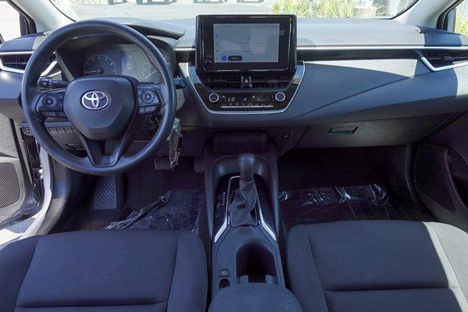 Certified 2024 Toyota Corolla LE FWD image 25