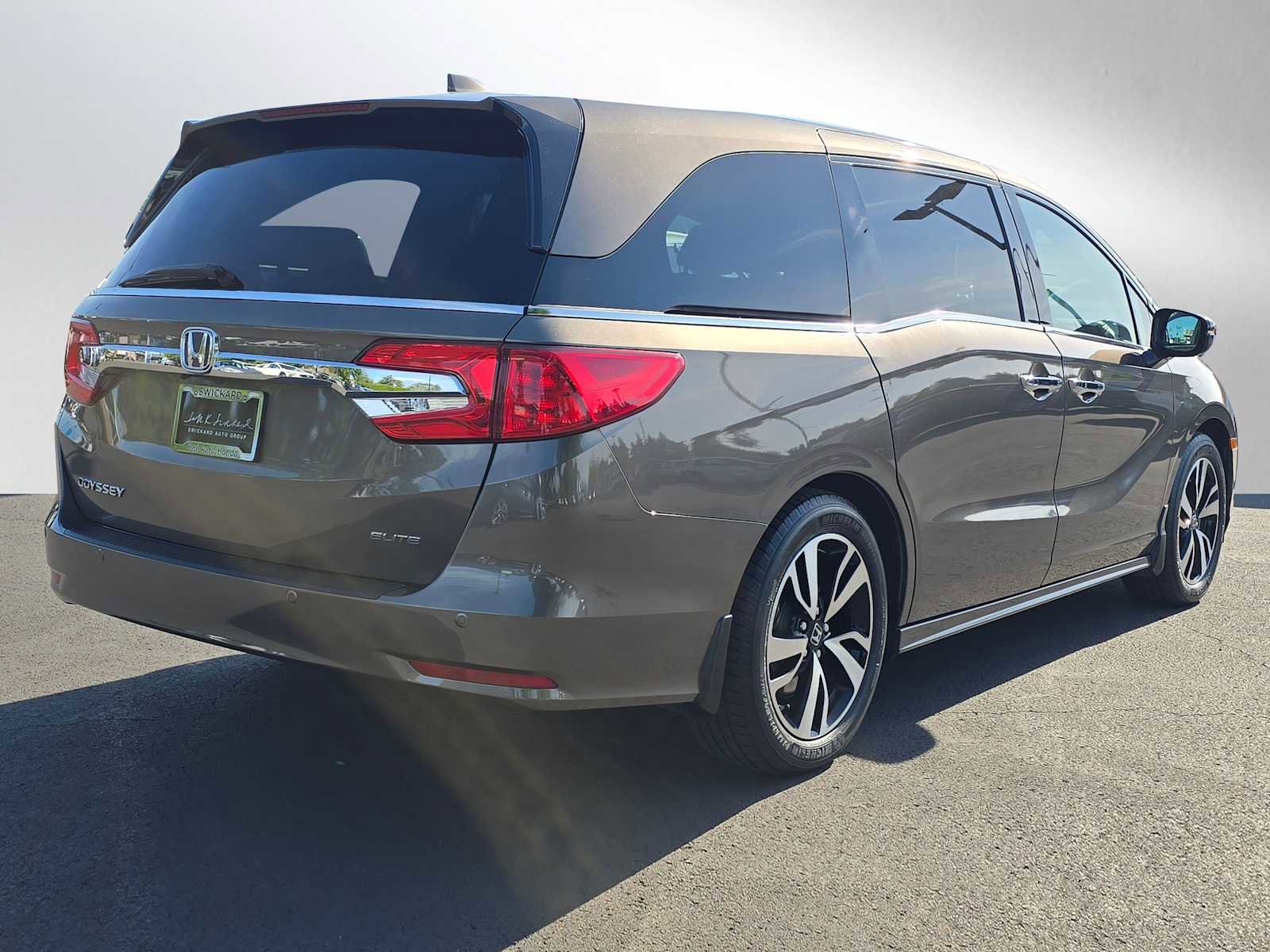Used 2019 Honda Odyssey Elite image 3