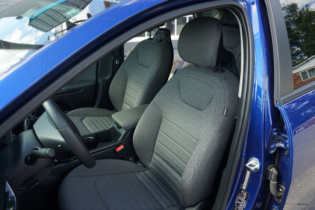 Used 2025 Kia K4 EX image 12