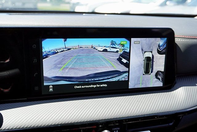 New 2026 Nissan Kicks SR w/ Cold Weather Package FWD image 36