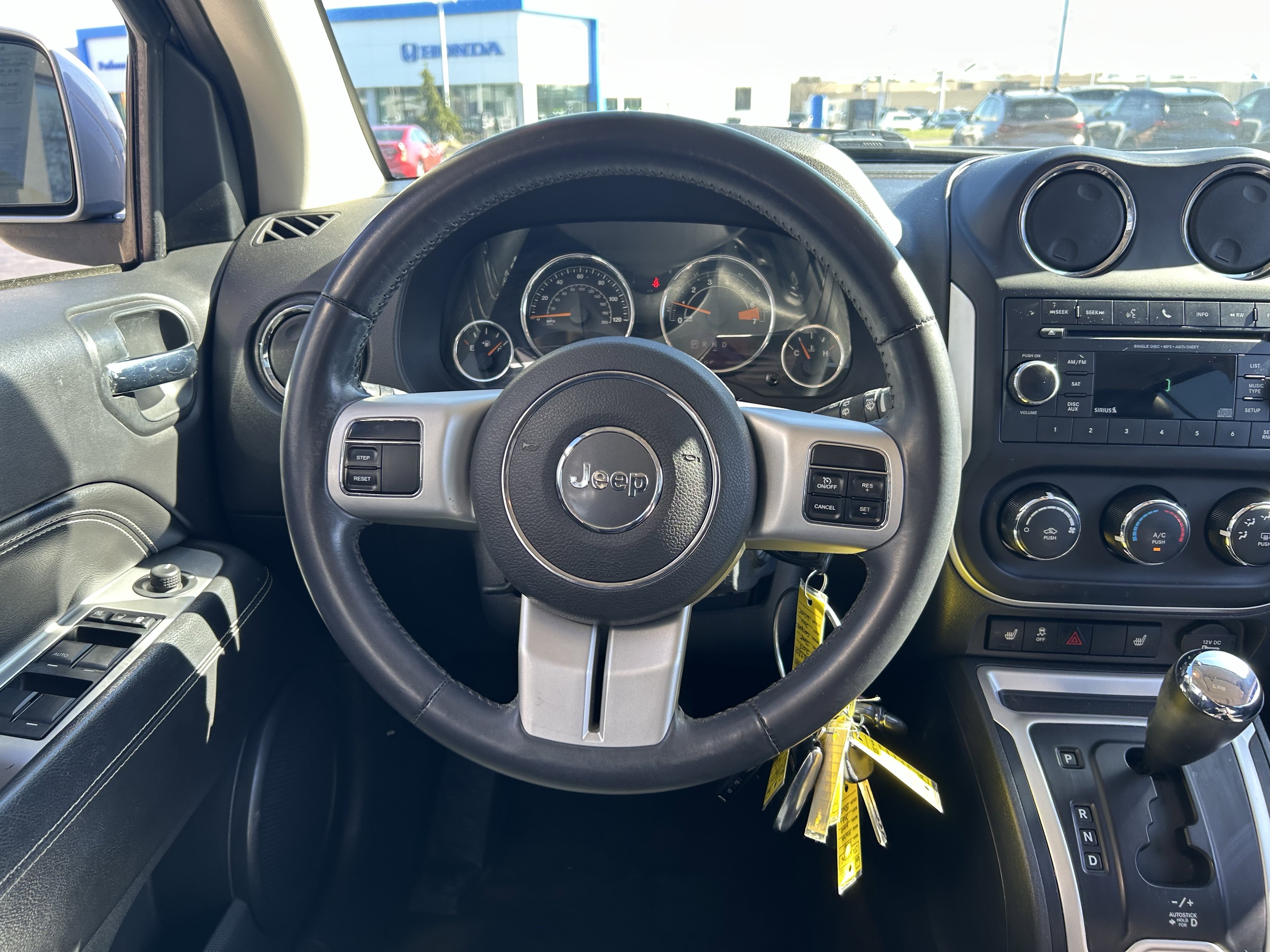 Used 2015 Jeep Compass High Altitude image 10