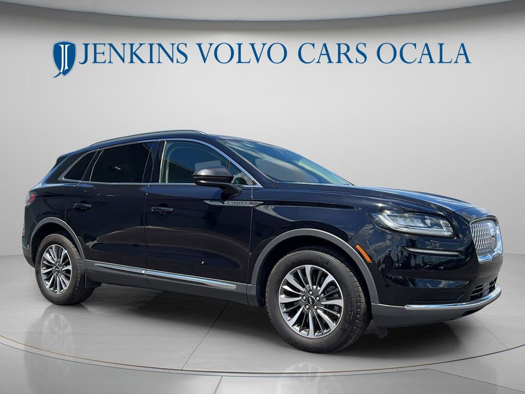 Used 2022 Lincoln Nautilus FWD w/ Premium Package image 1