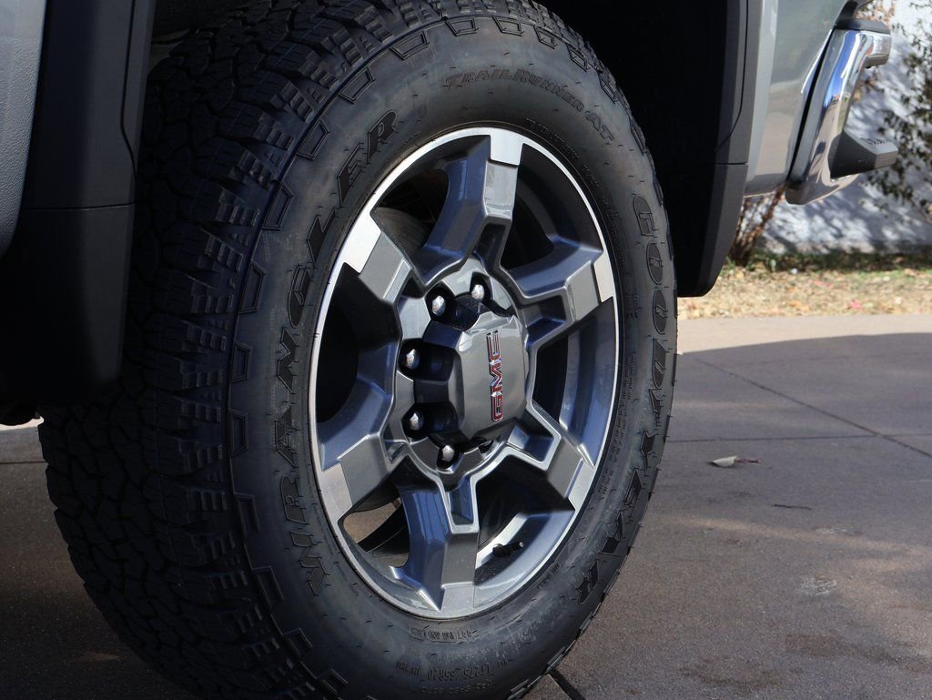 New 2026 GMC Sierra 2500 SLT w/ SLT Convenience Package AWD/4WD image 49