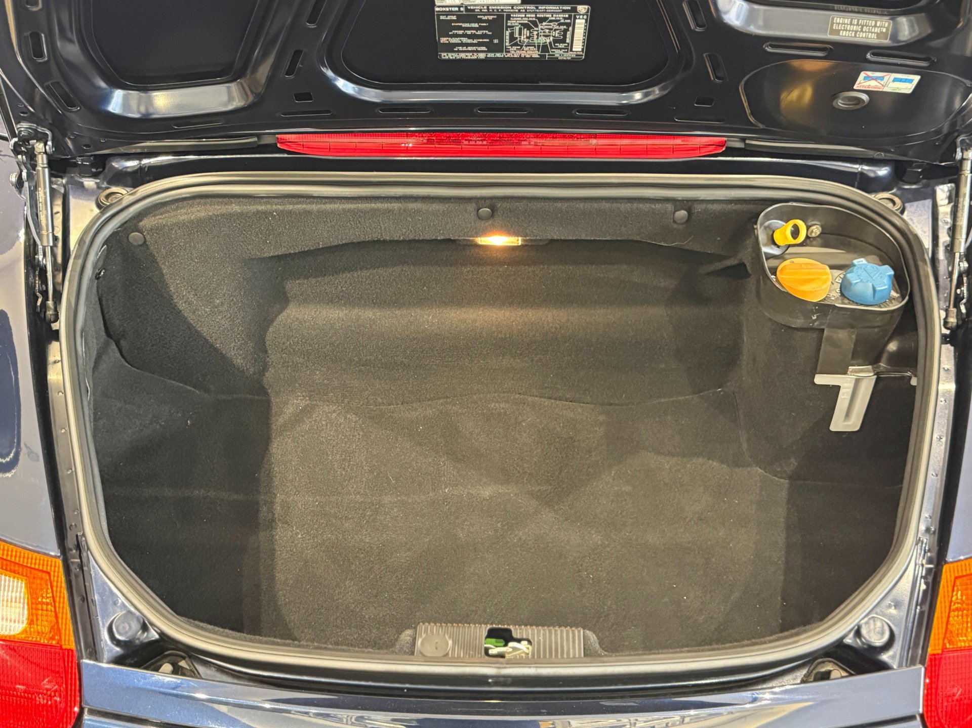 Used 2001 Porsche Boxster S image 37