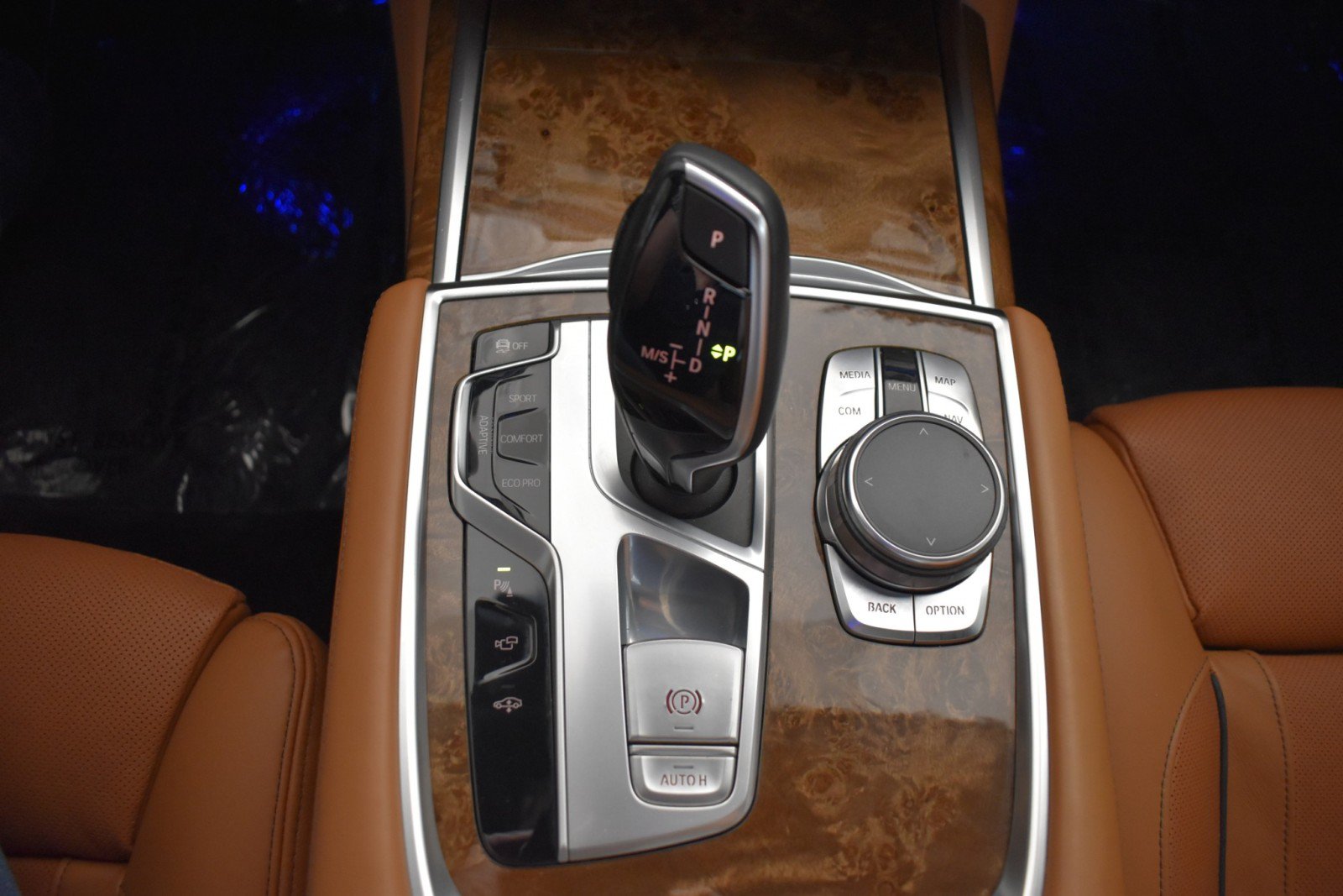 Used 2016 BMW 750i xDrive AWD/4WD image 27