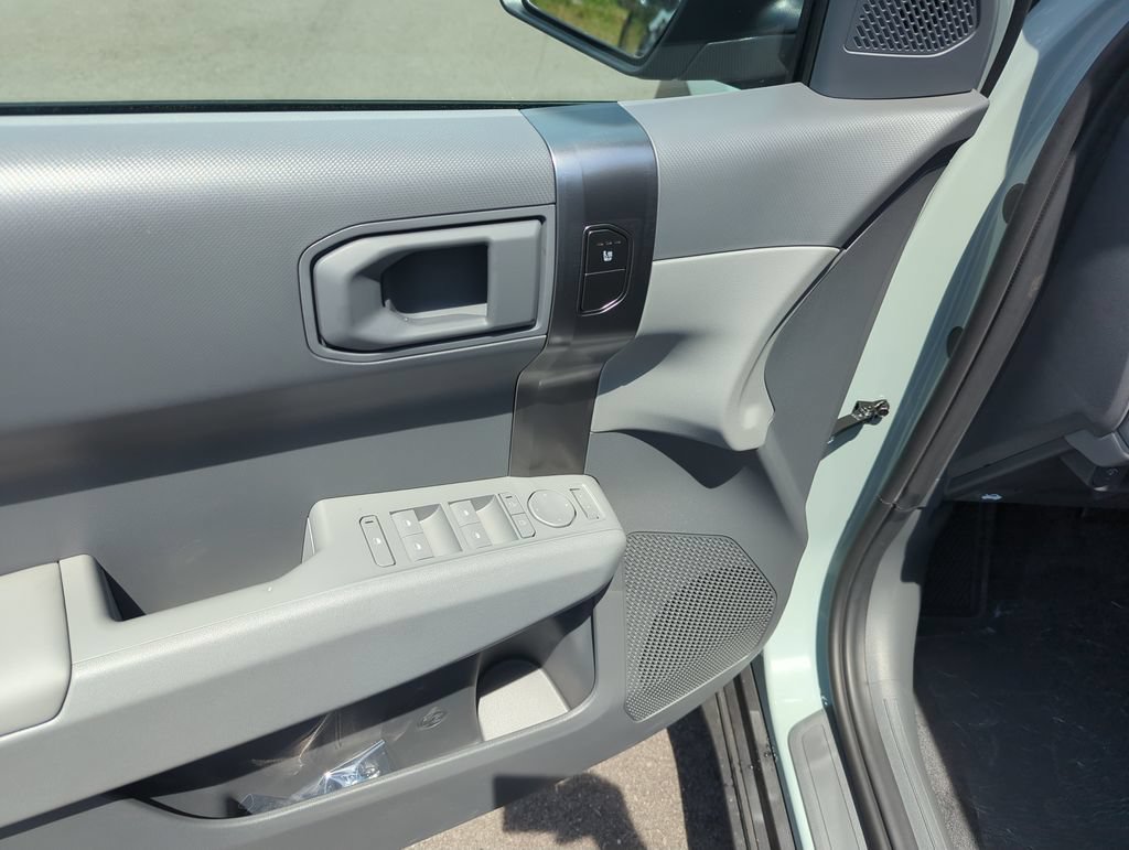New 2027 Kia EV3 Wind FWD image 19