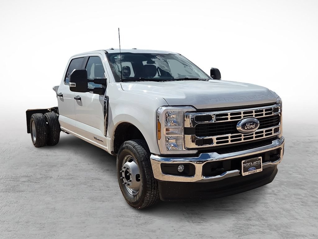 New 2026 Ford F350 XL w/ XL Chrome Package