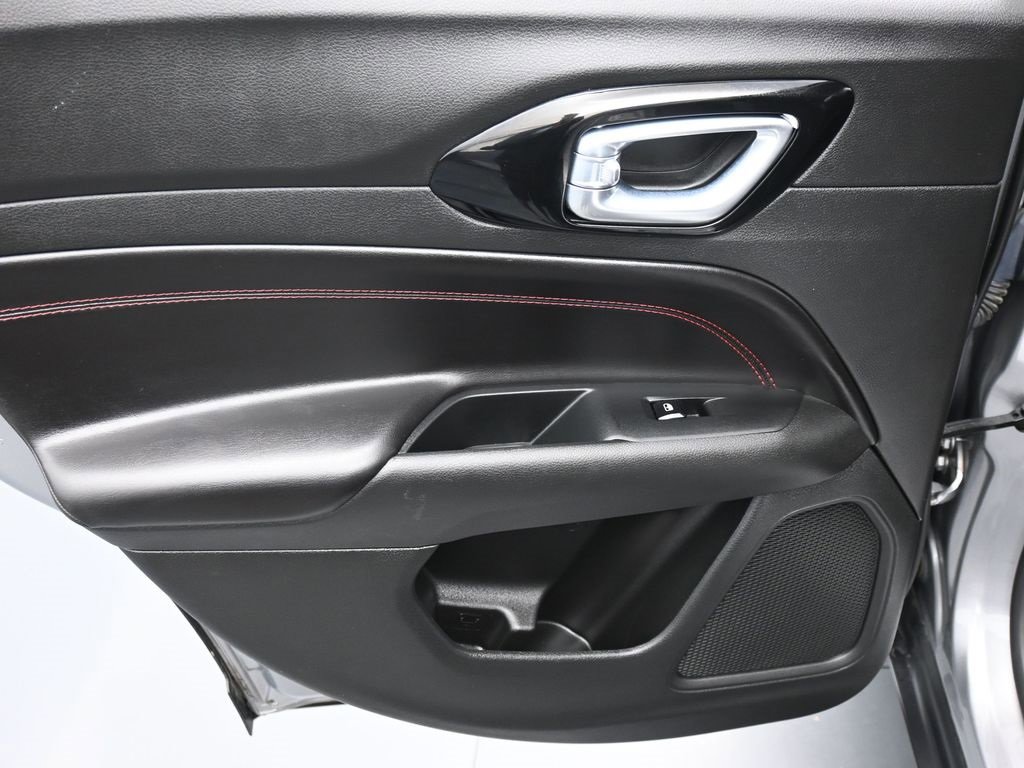 New 2022 Jeep Compass Trailhawk w/ Trailhawk Convenience Group image 11