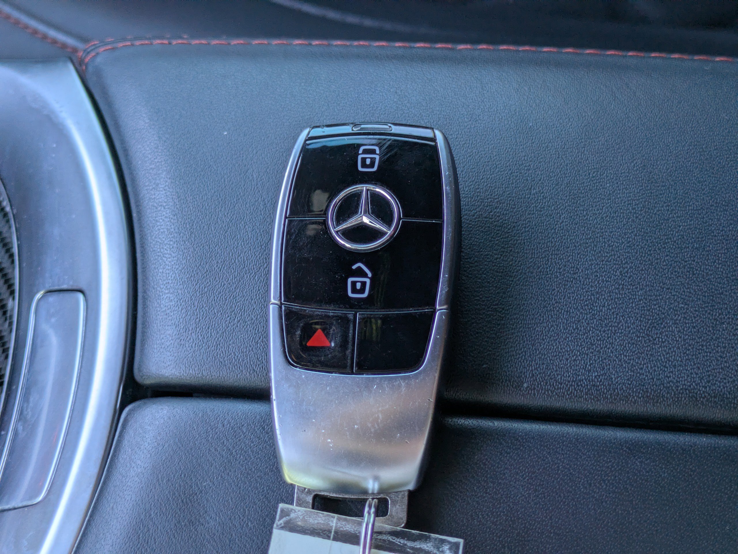 Used 2022 Mercedes-Benz G 550 image 32