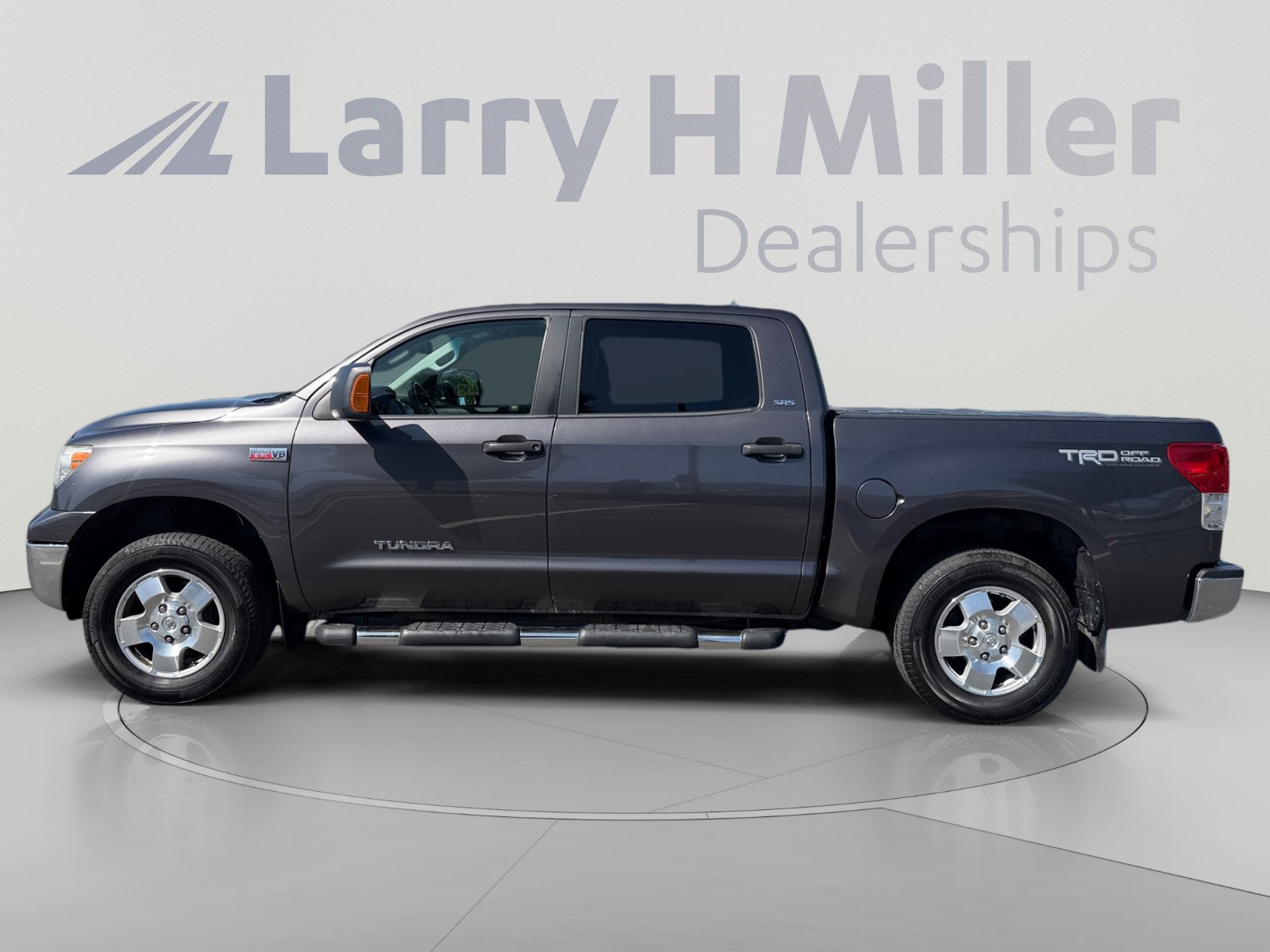 Used 2012 Toyota Tundra 4x4 CrewMax w/ TRD Off-Road Pkg image 2