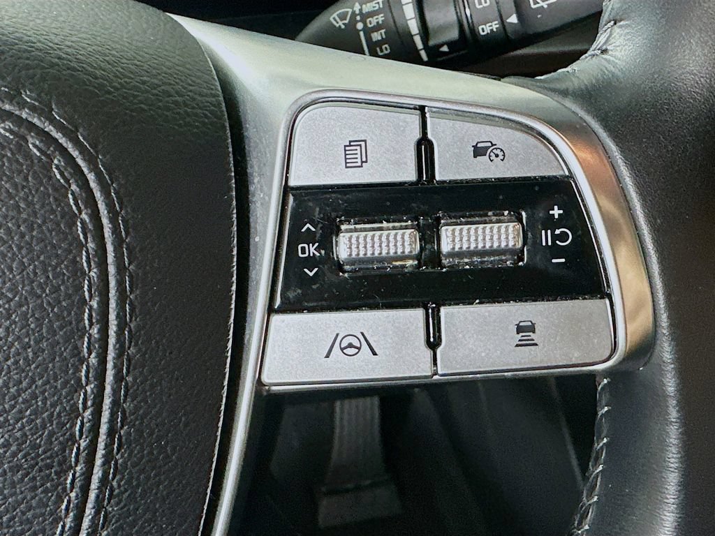 Certified 2023 Kia Telluride LX FWD image 11