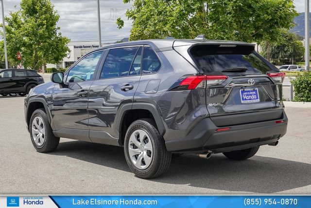 Used 2023 Toyota RAV4 LE AWD/4WD image 11