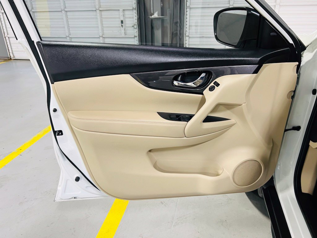 Used 2020 Nissan Rogue SV AWD/4WD image 22