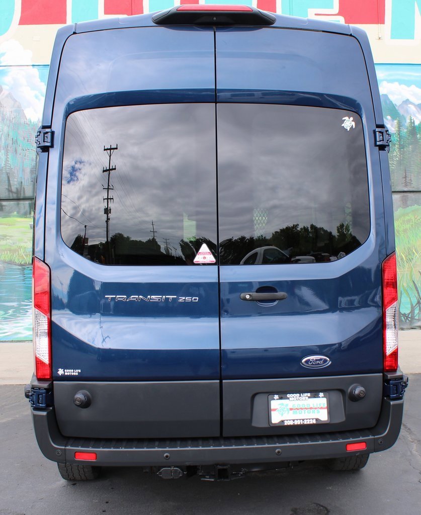 Used 2018 Ford Transit 250 148 High Roof image 5