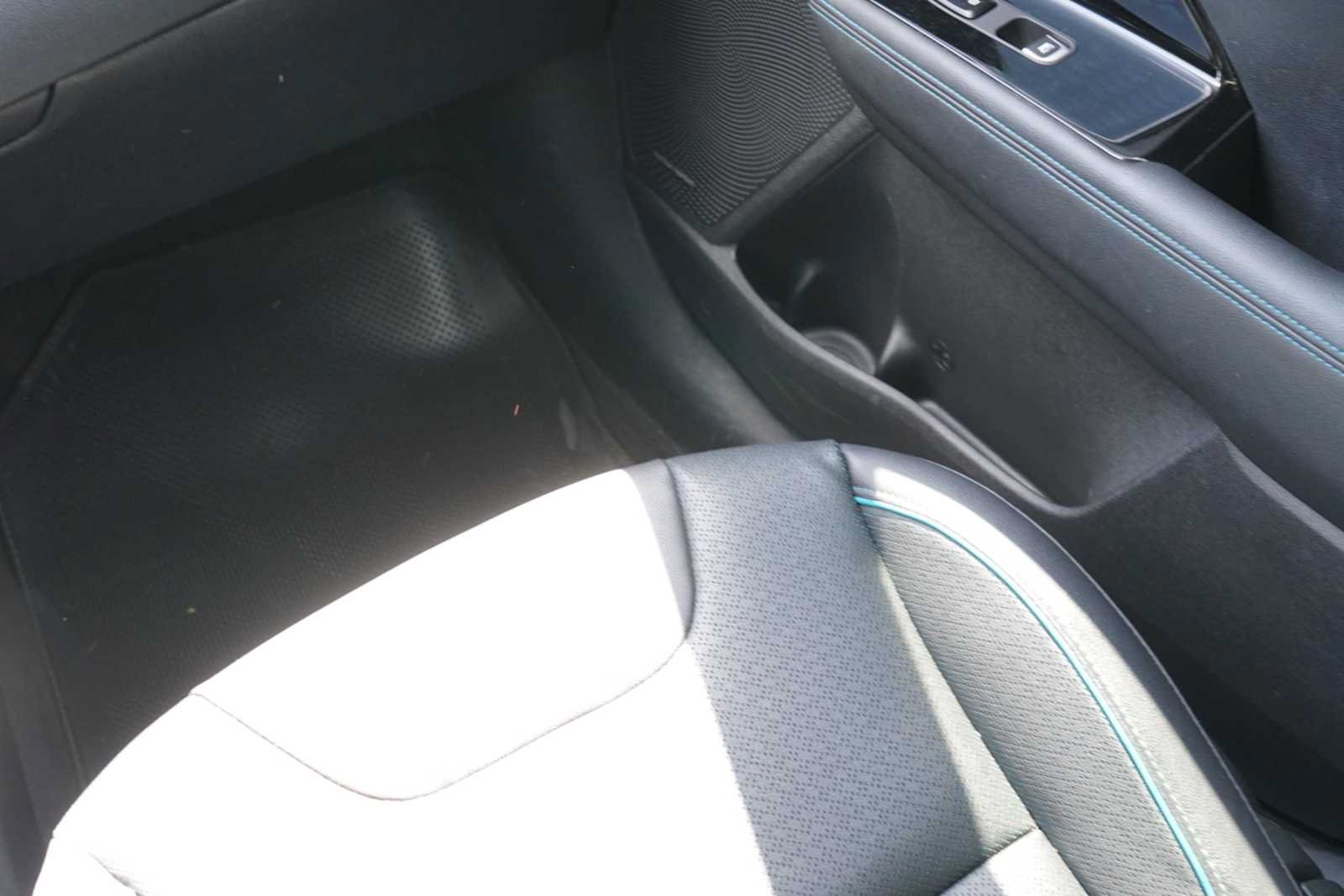 Certified 2022 Kia Niro EX Premium FWD image 24