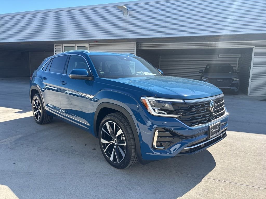 Used 2026 Volkswagen Atlas Cross Sport SEL Premium R-Line AWD/4WD image 3